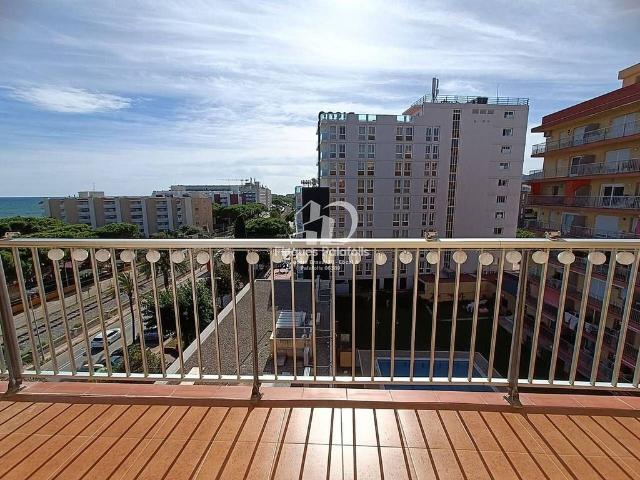 Piso en venta en paseo Marítim, Malgrat de Mar, de 58 m² 2 habitaciones por 190.900