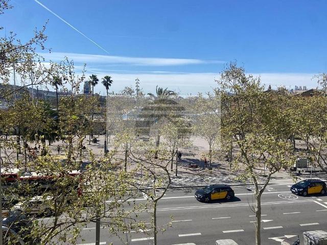 Piso en venta en paseo De Joan de Borbó, Barcelona, de 68 m² 2 habitaciones por 585.000