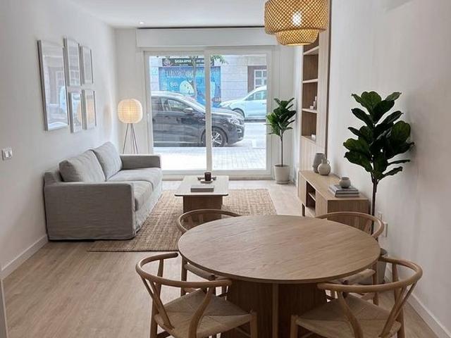 Piso en venta en paseo De la Muntanya, Granollers, de 78 m² 3 habitaciones por 267.000