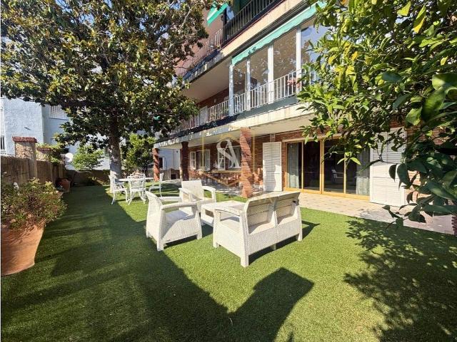 Piso en venta en paseo De la Font D'en Fargas, Barcelona, de 138 m² 3 habitaciones por 660.000