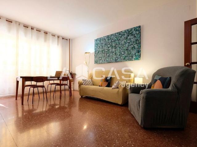 Piso en venta en paseo De la Peira, Barcelona, de 78 m² 2 habitaciones por 249.000