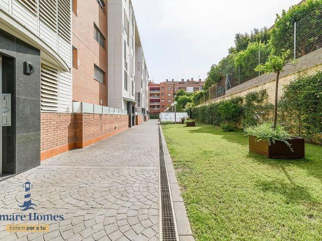 Piso en venta en paseo De Lormont, Castelldefels, de 99 m² 3 habitaciones por 490.000