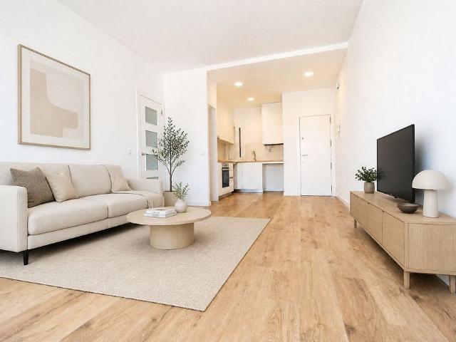 Piso en venta en paseo De Torras i Bages, Barcelona, de 70 m² 3 habitaciones por 397.000