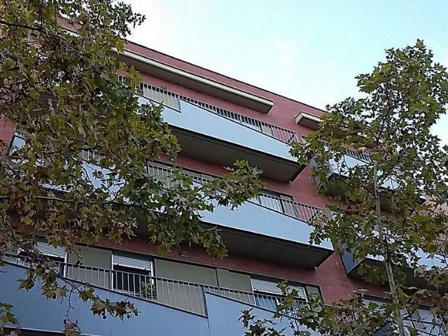 Piso en venta en paseo Del Vintidos de Juliol, Terrassa, de 56 m² 1 habitación por 144.000