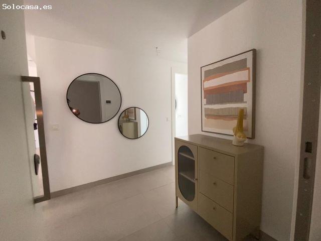 Piso en venta en Paseo del Golf, Roquetas de Mar, Las Marinas