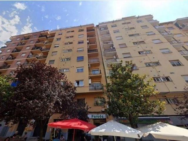 Piso en venta en paseo D'espronceda, Sabadell, de 70 m² 2 habitaciones por 219.000