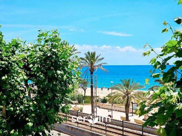 Piso en venta en paseo Prat de la Riba, Masnou, de 130 m² 3 habitaciones por 555.000