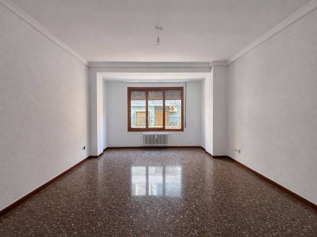Piso en Venta en Paseo Sagasta