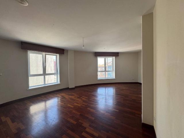 Piso en Venta en Pastoriza