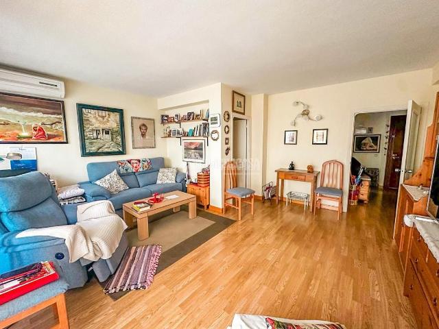 Piso en venta en Parla, Centro. Piso en venta en Parla. Pisos.