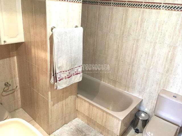 Piso en venta en Parla, Reyes. Piso en venta en Parla. Pisos.