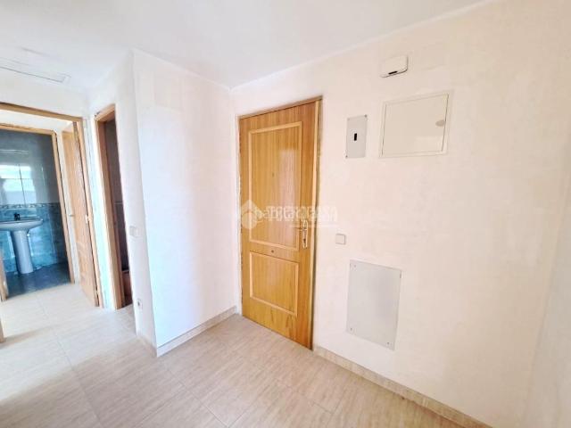 Piso en venta en Parla, Reyes. Piso en venta en Parla. Pisos.