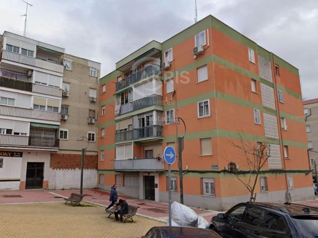 Piso en venta en Parla, Reyes. Piso en venta en rentabilidad en Parla. Pisos.