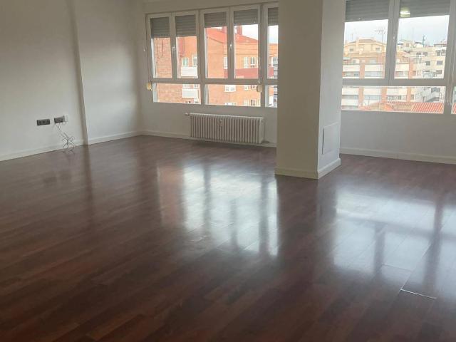 Piso en Venta en Parque Sur