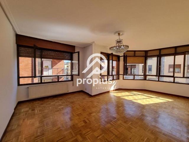 Piso en Venta en Parres