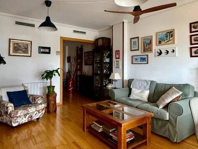 Piso en Venta en Paterna