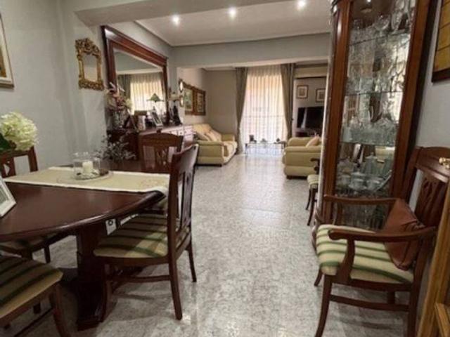 Piso en Venta en Paterna