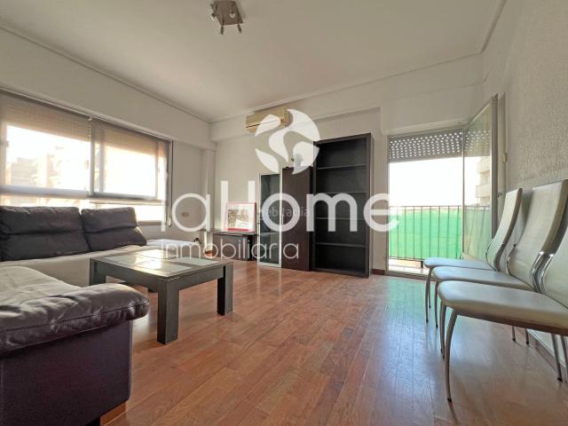 Piso en venta en Paterna, El Alborgí. SERVICIOS A UN PASO DE CASA. Pisos.