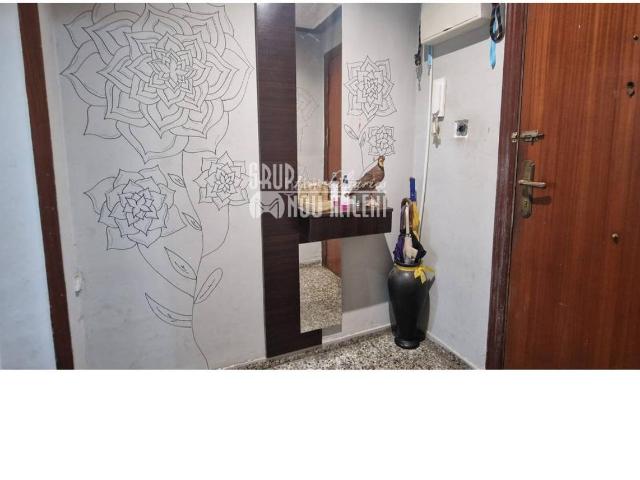 Piso en venta en Paterna, El Alborgí. PISO GRANDE PARA REFORMAR. Pisos.