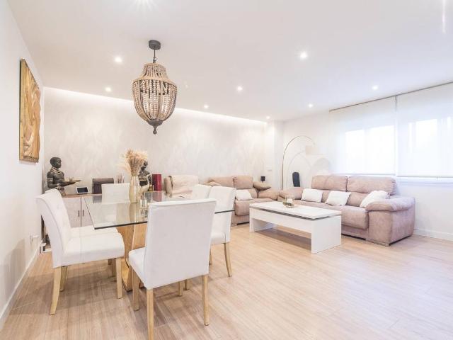Piso en Venta en Paus Poligono San Blas