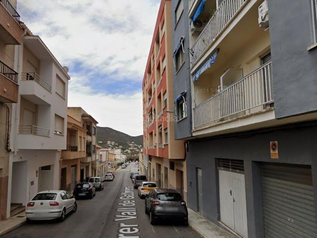 Piso en venta en Pego. Oportunidad. Pisos.