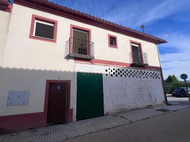 Piso en venta en Pedro Abad. PISO EN VENTA EN PEDRO ABAD CORDOBA. Pisos Pedro.
