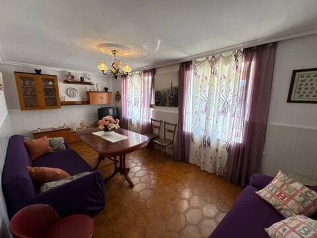 Piso en Venta en Peromingo