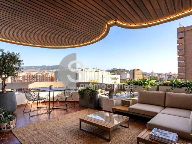 Piso en Venta en Perchel Norte