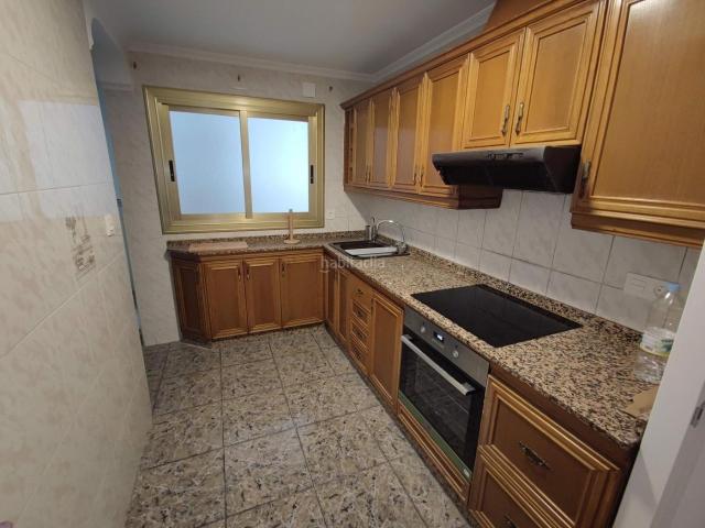 Piso en venta en Petrer. PISO 1º EN PETRER, ZONA AVDA DE MADRID. Pisos.