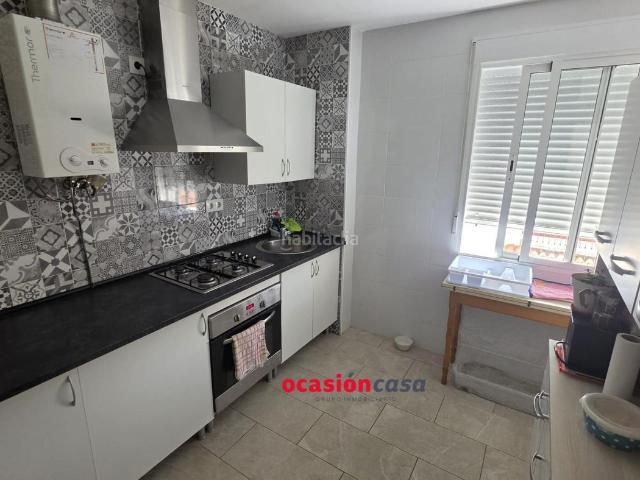 Piso en venta en Peñarroya Pueblonuevo. PISO 2ª PLANTA EN PLENA PLAZA SANTA BARBARA. Pisos Peñarroya.