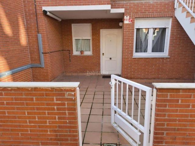 Piso en venta en Piélagos, Boo. Bajo con jardín privado y licencia turística en Boo de Piélagos, a un paso de las playas de Liencres. Pisos.