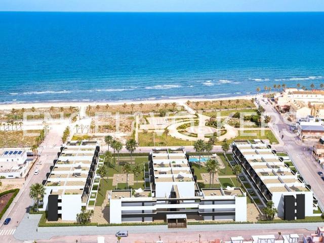 Piso en venta en Pilar de la Horadada, El Mojón. Apartamentos turísticos en primera línea en las Higuericas Playa. Pisos Pilar de la.