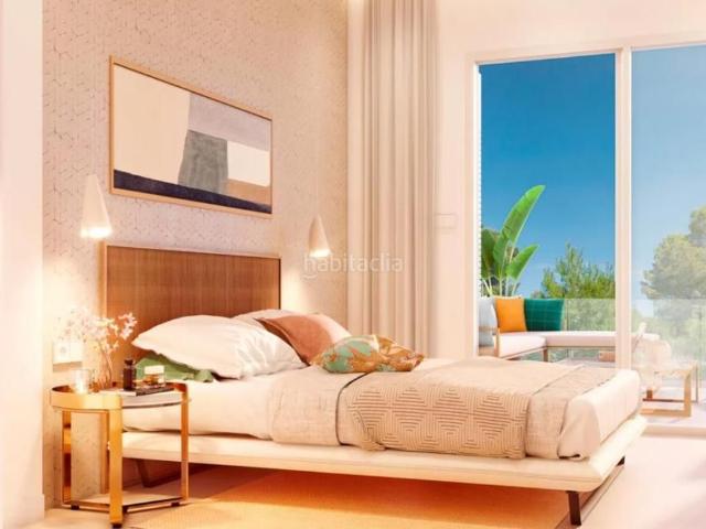Piso en venta en Pilar de la Horadada, Pilar de la Horadada Ciudad. Apartamento de 3 dormitorios y 2 baños con piscina y jardín, a 1000 m de la playa en Pilar de la Horadada. Pisos Pilar de la.