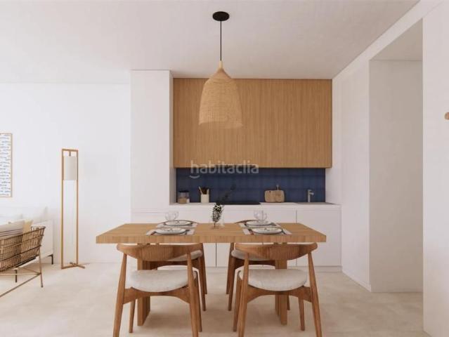 Piso en venta en Pilar de la Horadada, Torre de la Horadada. Apartamento de 2 dormitorios y 2 baños con piscina y jardín, a 210 m de la playa en Pilar de la Horadada. Pisos Pilar de la.