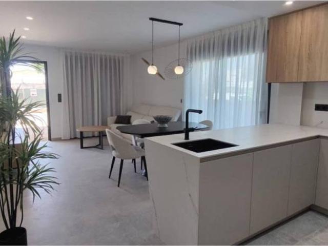 Piso en Venta en Pilar de la Horadada