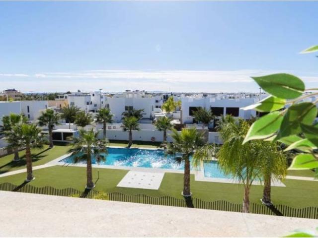 Piso en Venta en Pilar de la Horadada