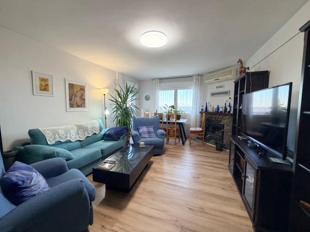 Piso en Venta en Pino Alto Navarredonda