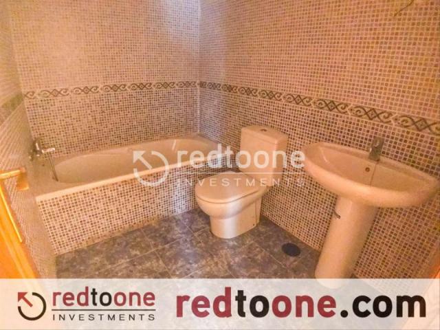 Piso en venta en Pinoso. Vivienda a estrenar con piscina y plaza de aparcamiento. Pisos.