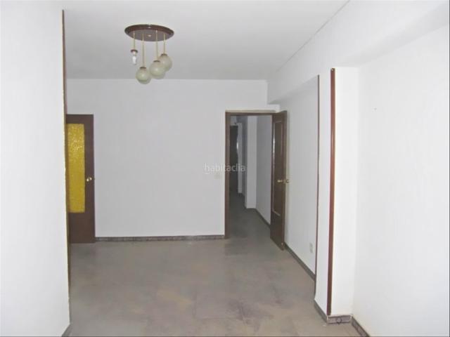 Piso en venta en Pinoso. Solvia Inmobiliaria Piso Pinoso. Pisos.