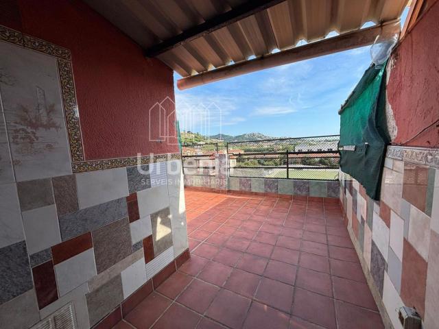 Piso en venta en Pineda de Mar, Centre. Ático con amplia terraza !. Pisos Pineda de.