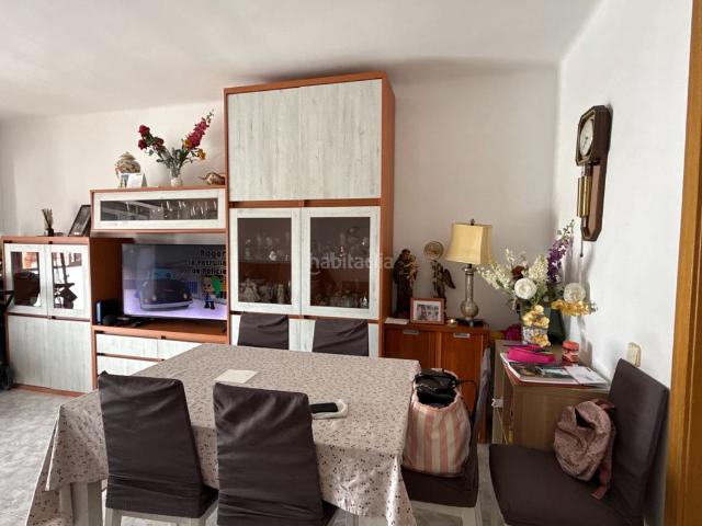 Piso en venta en Pineda de Mar, Centre. Amplio piso de 87 m² en una excelente ubicación en Pineda de Mar. Pisos Pineda de.