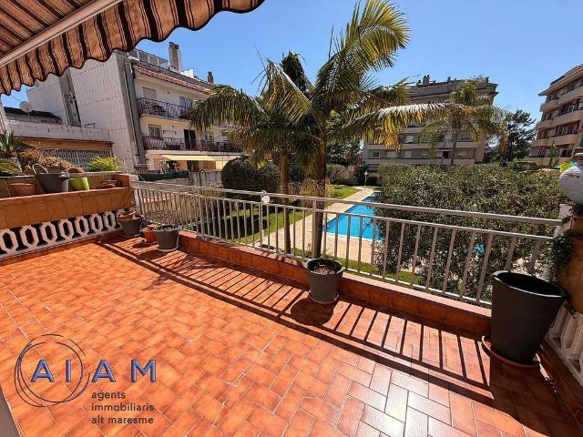 Piso en venta en Pineda de Mar, de 86 m² 4 habitaciones por 255.000