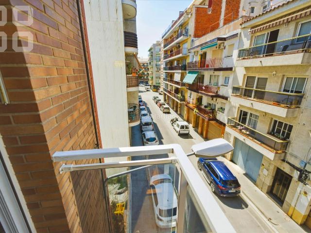 Piso en venta en Pineda de Mar, Poblenou. PISO MUY CERCA DE LA PLAYA EN PINEDA DE MAR. Pisos Pineda de.