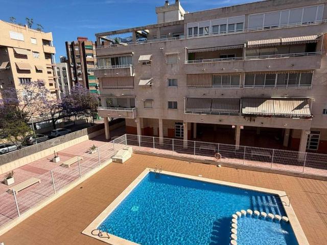 Piso en Venta en Pla de Bon Repós