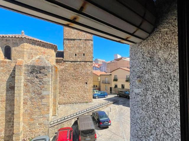 Piso en venta en Plasencia, Centro Ciudad. PISO EN PLENO CENTRO. Pisos.