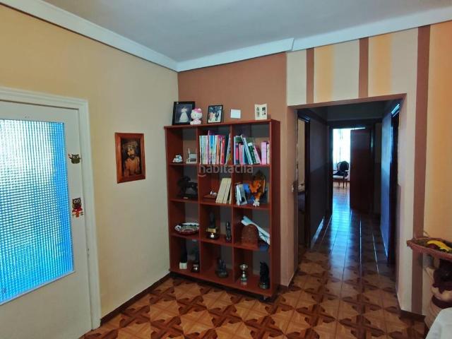 Piso en venta en Plasencia, Centro Ciudad. Piso sito en Avda de la Vera. Junto a Puerta del Sol. Pisos.