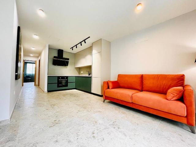 Piso en Venta en Playa de San Juan