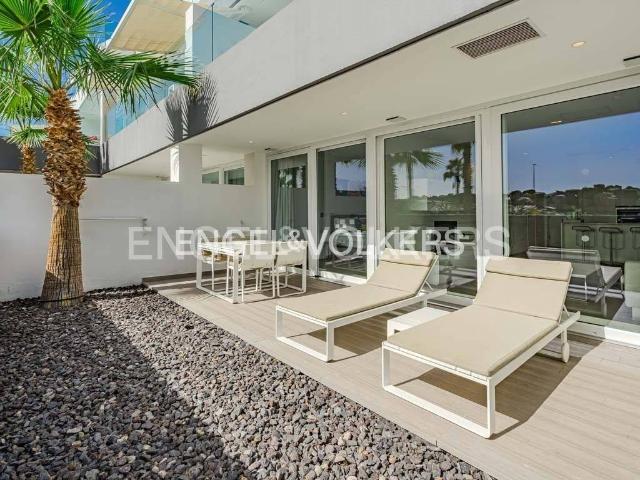 Piso en Venta en Playa del Duque