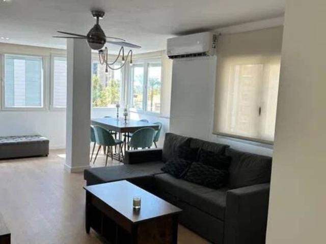 Piso en Venta en Playa Levante
