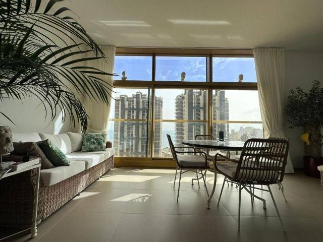 Piso en Venta en Playa Poniente